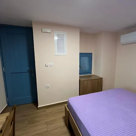 Aleminas 2 Apartment Symi