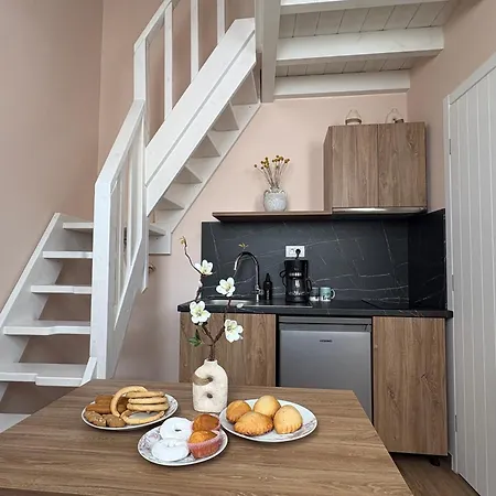 Aleminas 2 Apartment Symi